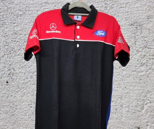 Playera con bordados